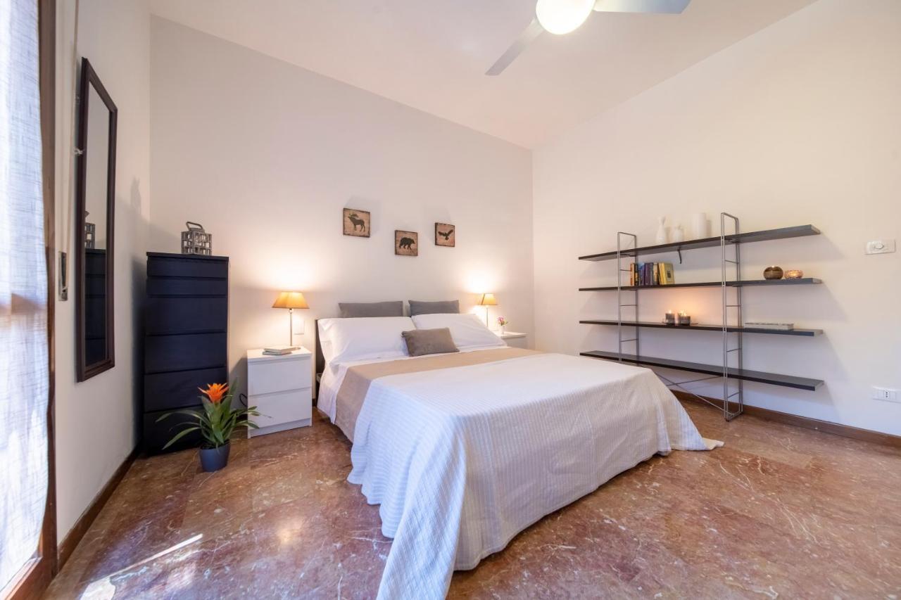 Cozy Roman Apartment With Parking Florença Exterior foto