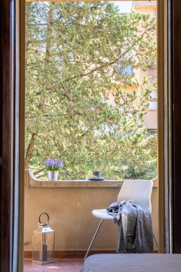 Cozy Roman Apartment With Parking Florença Exterior foto